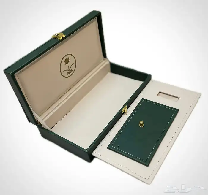 بوكس اهداء من الجلد الإيطالي (حجم كبير) 2