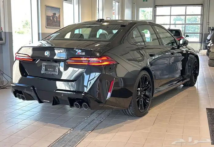 سعر جدا منافس 2026 BMW M5 Competition 4