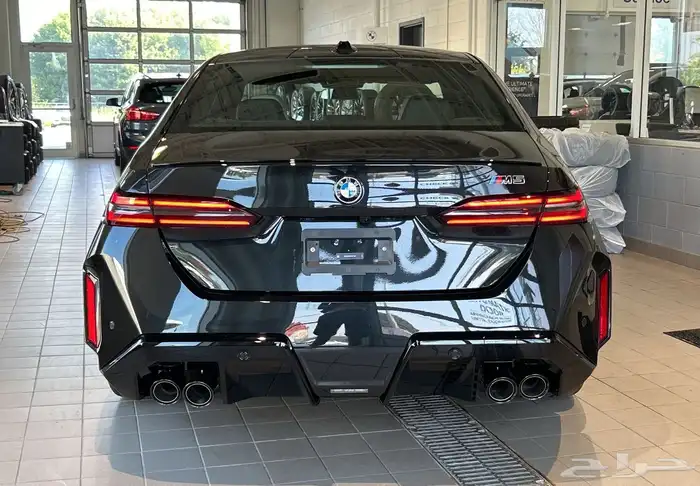سعر جدا منافس 2026 BMW M5 Competition 5