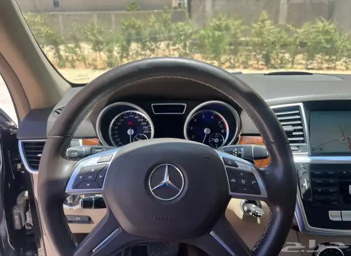 مرسيدس ML350 v6 11
