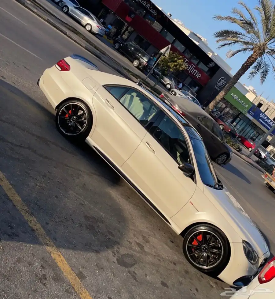 مرسيدس E63s 4Matic index