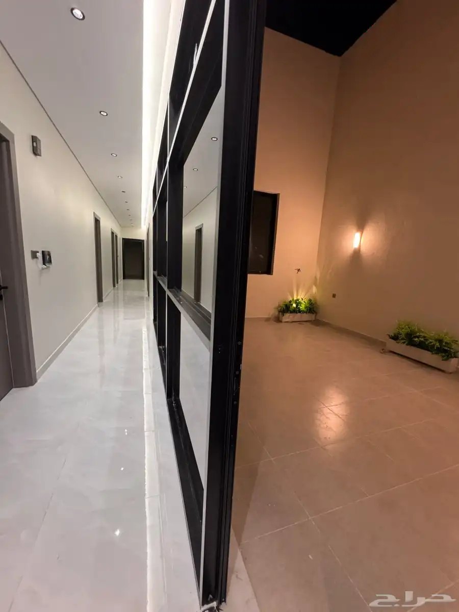 دور للبيع في الحمرآ مساحه 400 10