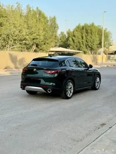 ألفا روميو ستيلفيو Q4 بدي وكالة بحالة الجديدة ضمان وصيانات 4