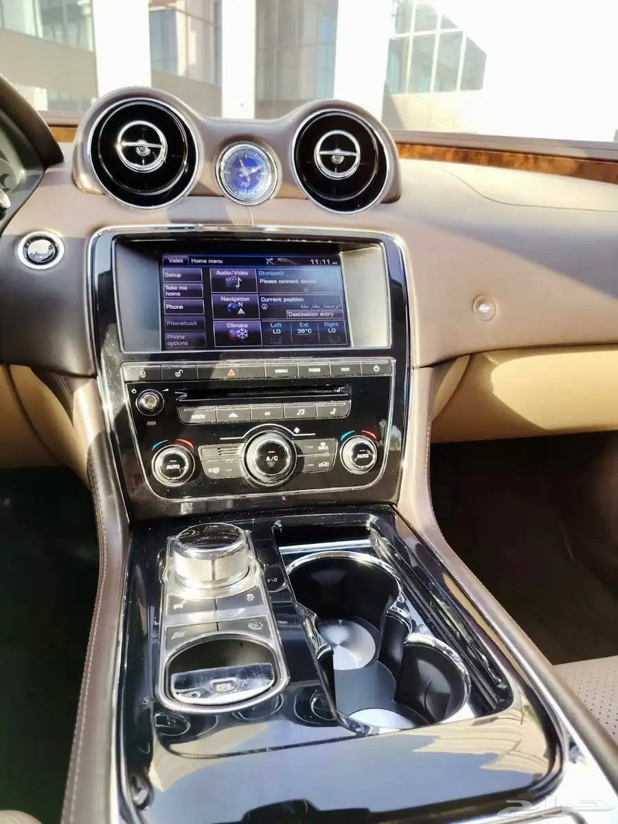 جاكور XJ لونج فل كامل عداد 50 الف فقط مخزن بايكه 35