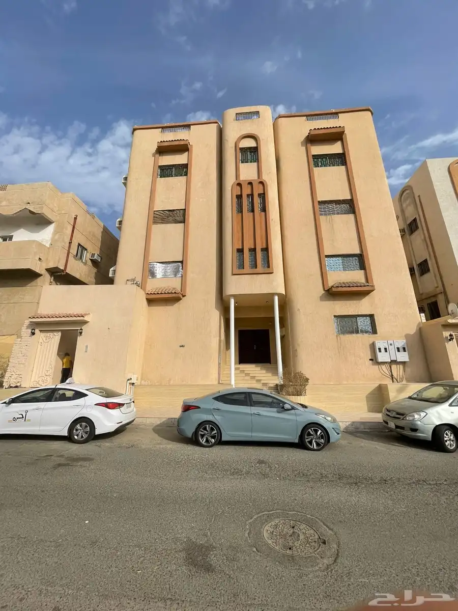 عمارة للبيع بمنطقة العدل للسكن والاستثمار بدخل قوي 0