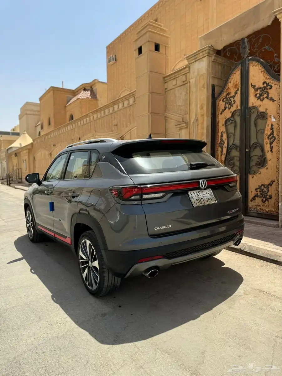 للبيع شانجان CS35 بلس موديل 2023 4