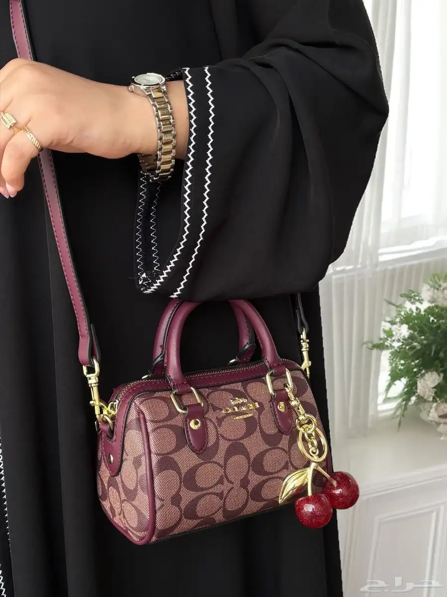 شنط كوتش جميع الموديلات بسعر مخفض 12