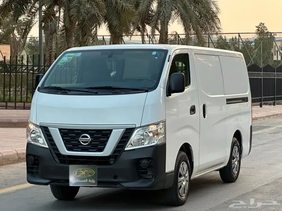 نيسان باص بضاعه موديل 2020 سعودي قير عادي ديزل 0