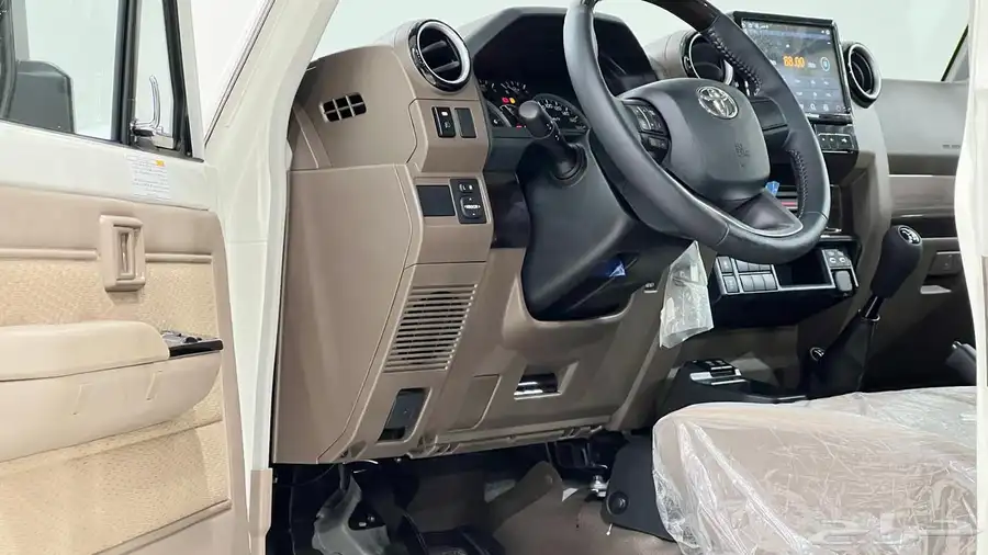 تويوتا شاص 2025 فل كامل سلق بنزين بريمي قيرعادي 40 عام 7