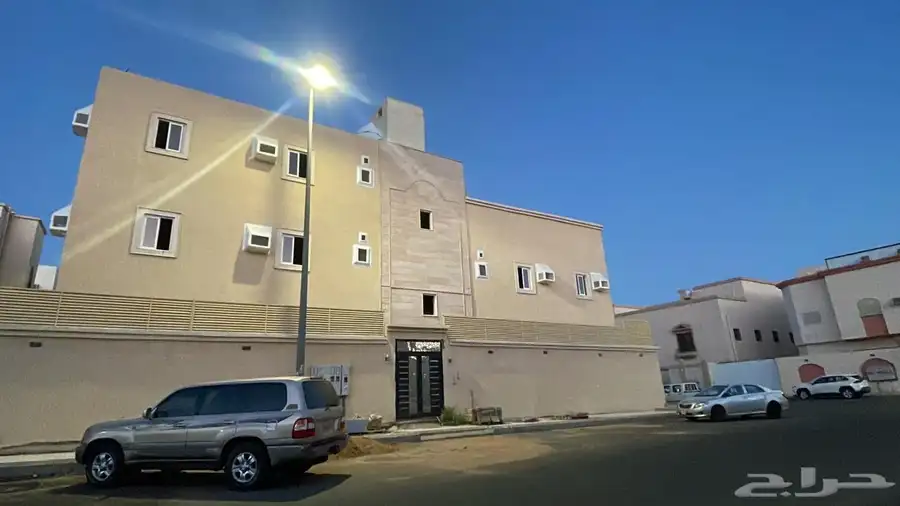 عمارة سكنية قريبة من المطار Airport ( شركات أو منشآت) 0