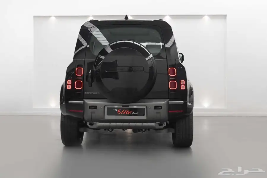 2025 Land Rover Defender P400 HSE X-Dynamic جديد اصفار 4