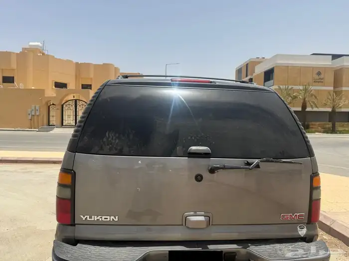 جمس يوكن دنل قصير موديل2006 3