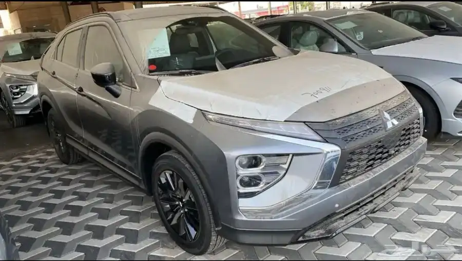 متسوبيشي اكليبس كروس 2025 فل كامل ونص بالنقد والتقسيط 0