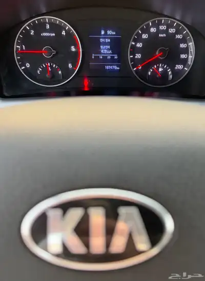 كيا K900 بنقو 2020 (ديزل) طن و200 تبريد وتجميد نضيف للبيع 11