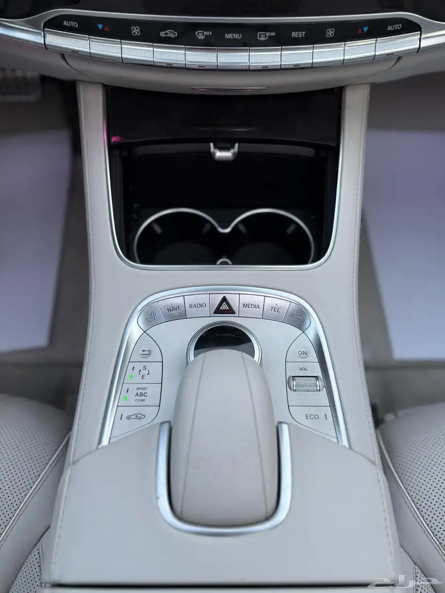 مرسيدس S500 مراتب طيارة كت AMG لون مميز 19