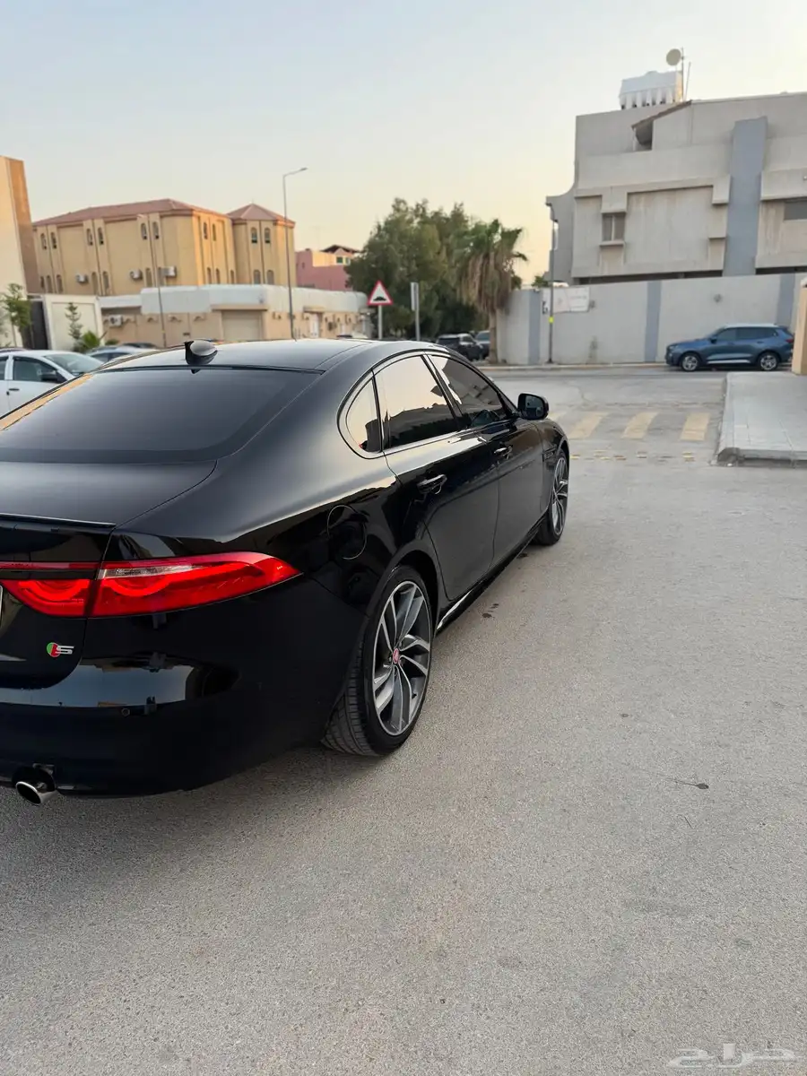 جاكوار XFS - 2016 5