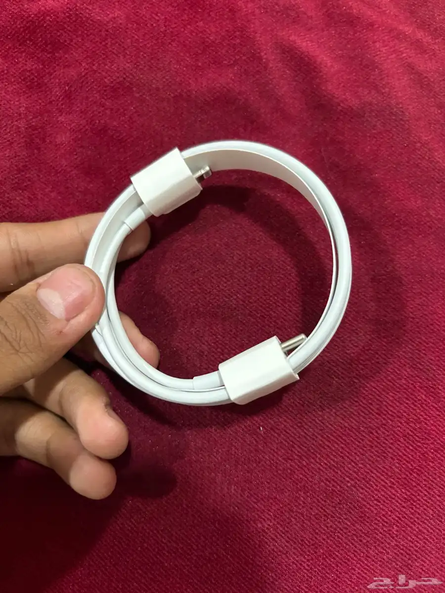 سلك شاحن ابل اصلي 0