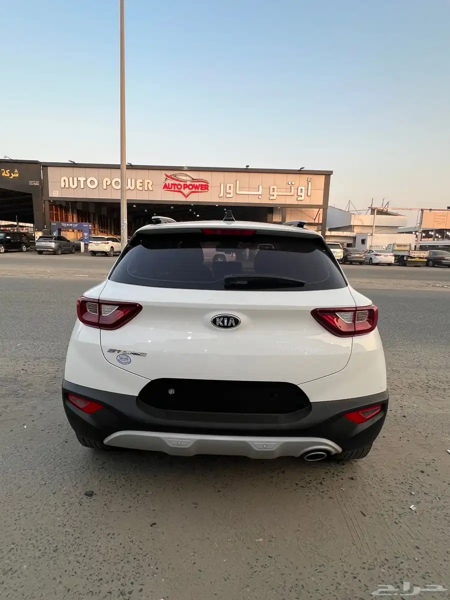 كيا 2020 سونيت نص فل 1.4 بنزين بصمه 15