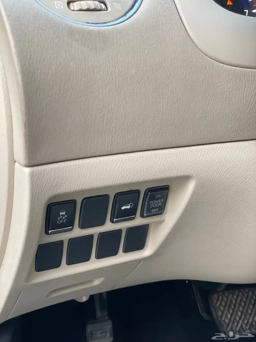 إنفينيتي - QX60 - 2016 - سعودي - فل كامل 16
