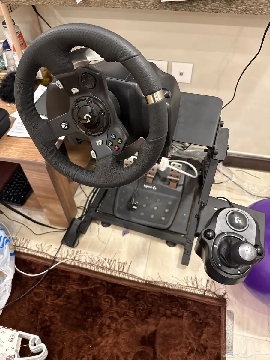 Logitech Steering Wheel with frame and Shifter index