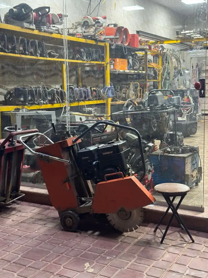 تأجير معدات قص خرسانه مولدات روله كور سقالات 0