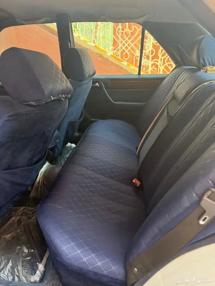 مرسيدس بنز E300 8