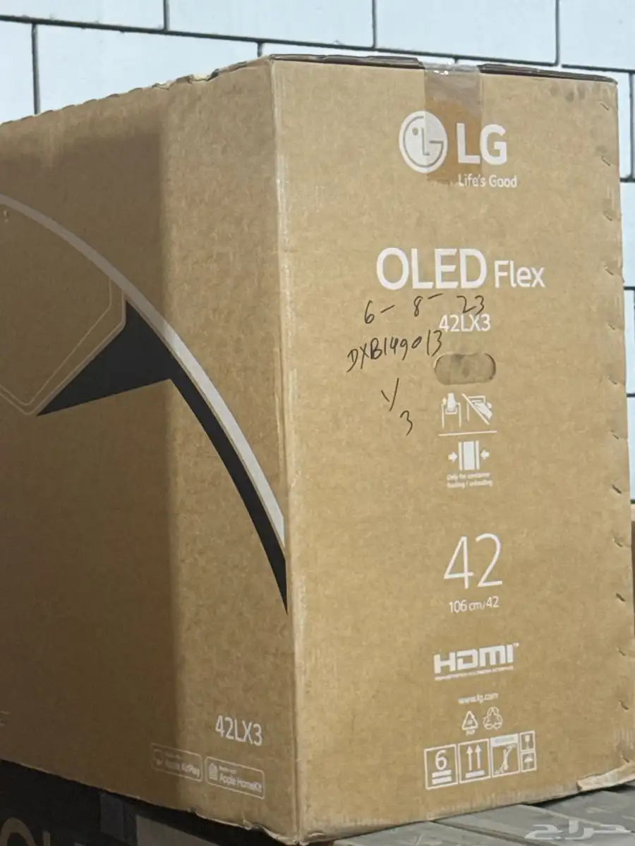 إل جي أوليد Flex 42 بوصة 4K تلفاز ذكي  شاشة 8