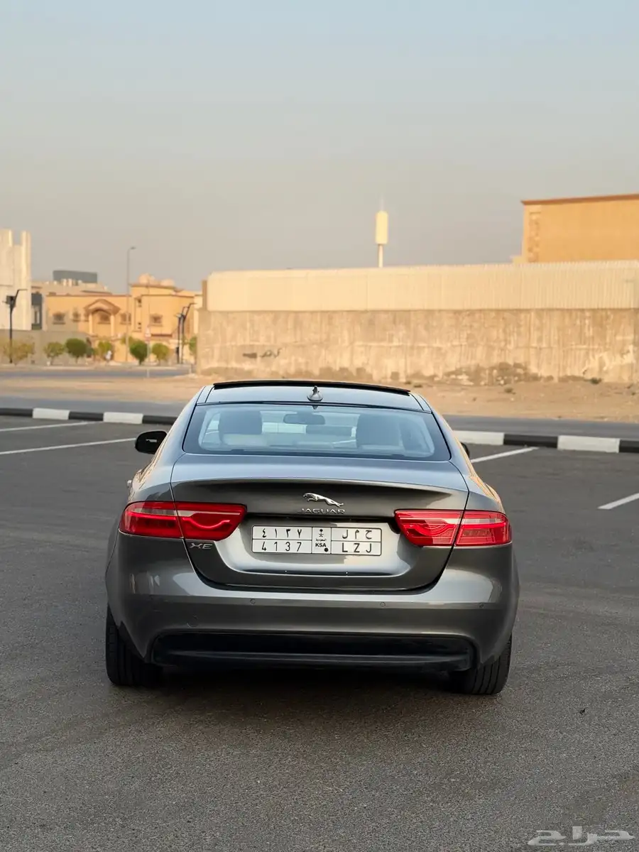 جاكوار XE index