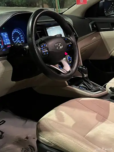 لنترا 2019 مكينه 2000 12