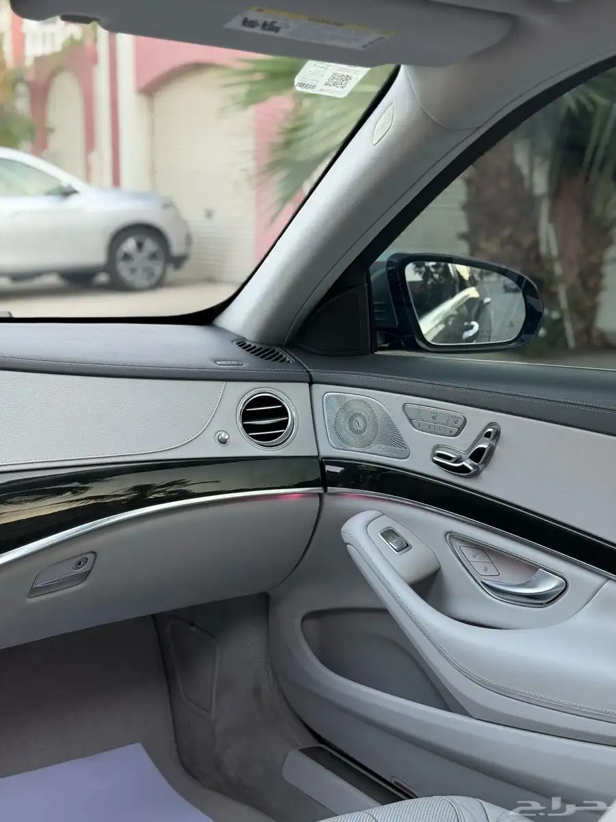مرسيدس S500 مراتب طيارة كت AMG لون مميز 15