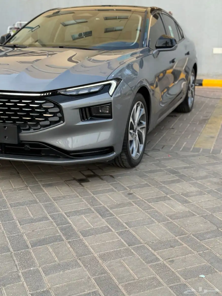فورد تورس 2023 فل كامل تيتانيوم 5