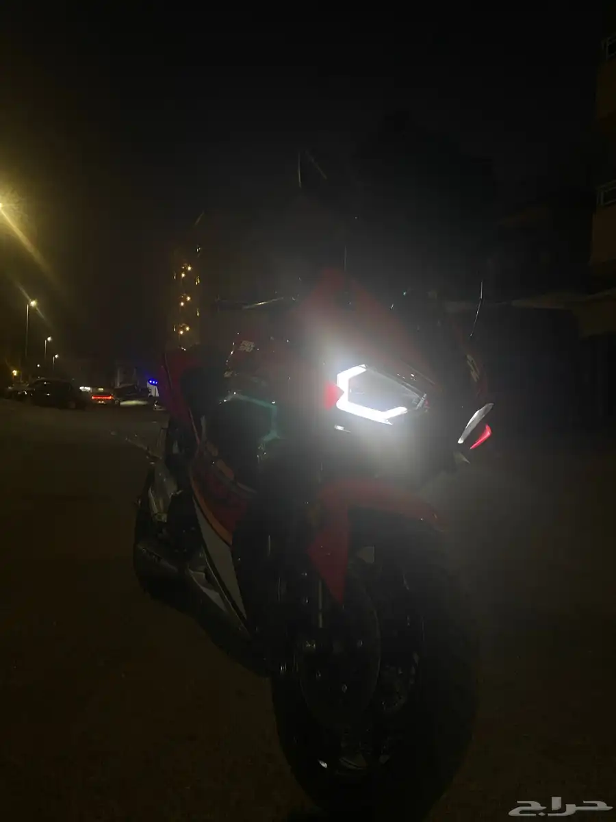 ريس 400 cc السعر8 آلاف قابل لتفاوض 1