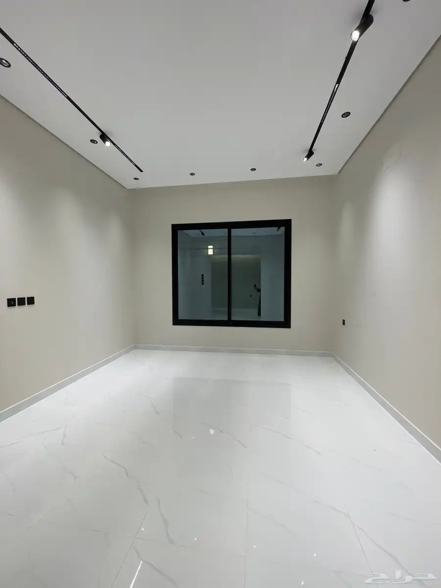 للبيع ادوار ارضيه بحواش وسيعه ابها المحاله ح الغدير 630 الف 11