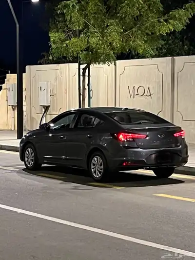لنترا 2019 مكينه 2000 0