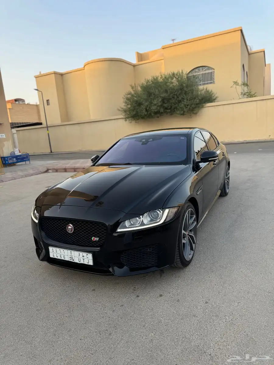 جاكوار XFS - 2016 3