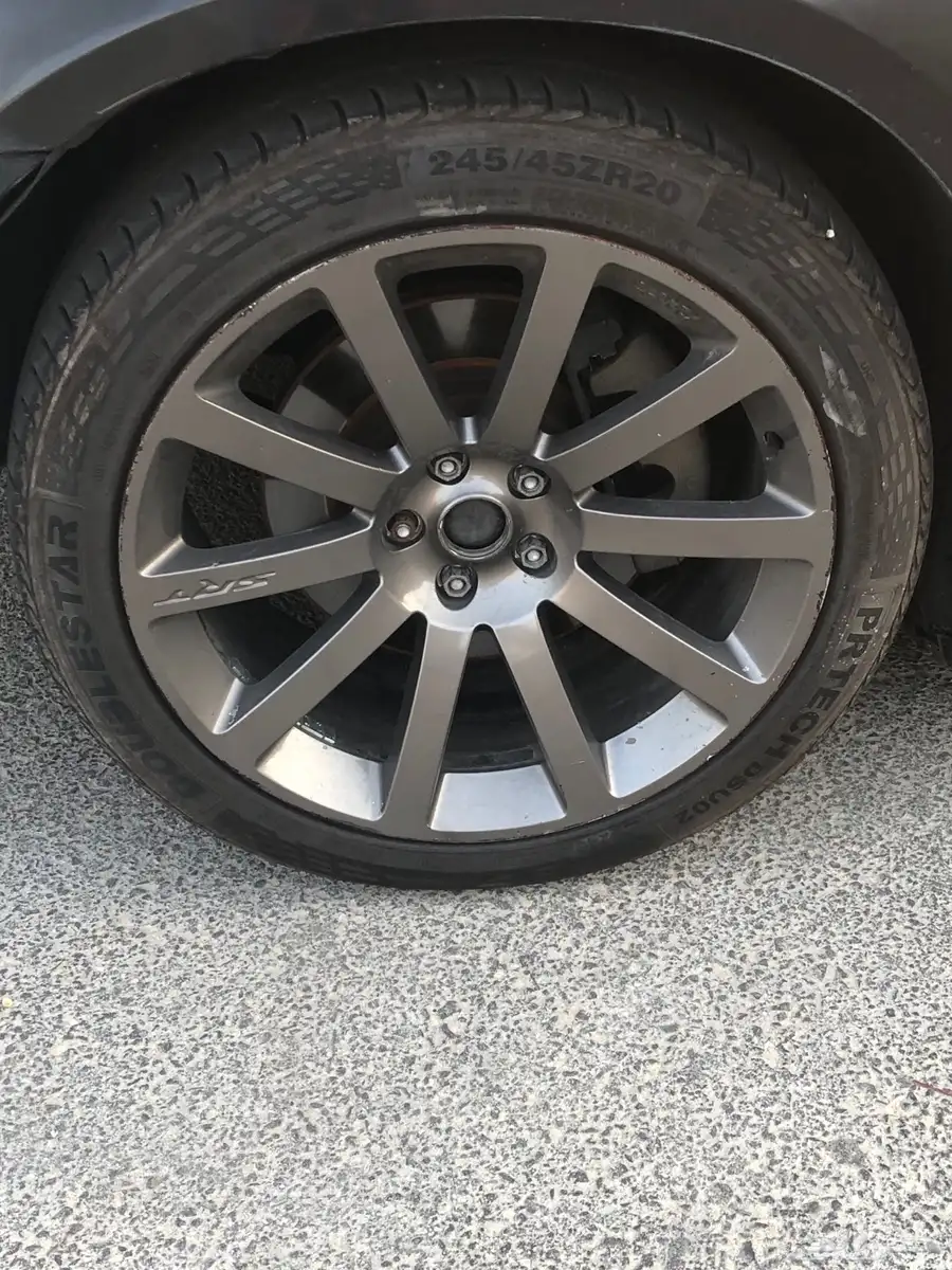 شاشة كليزر ودوج جنوط srt 4 نضيفه 4