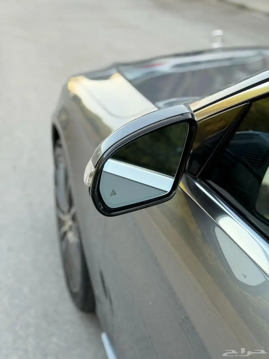 مرسيدس S500 مراتب طيارة كت AMG لون مميز 11