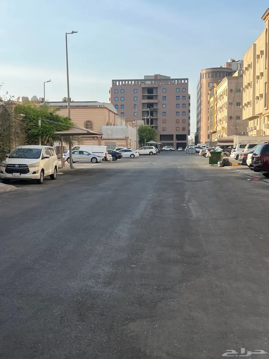 فلل عظم و مشطب للبيع حي العزيزية الزهراني قرب اكسترا الدمام 2