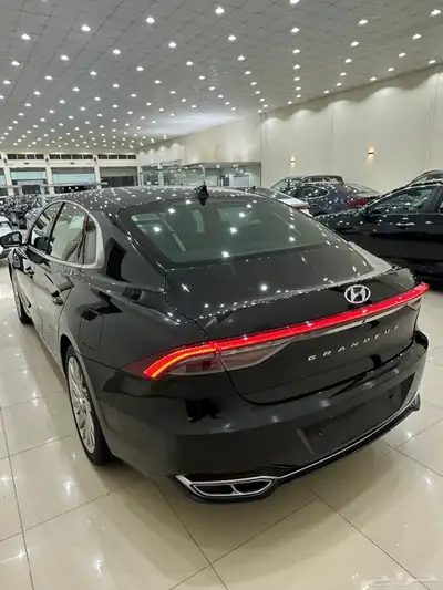 هونداي ازيرا 2022 فل كامل بدون فتحه ممشي 156 الف شرط فحص 17