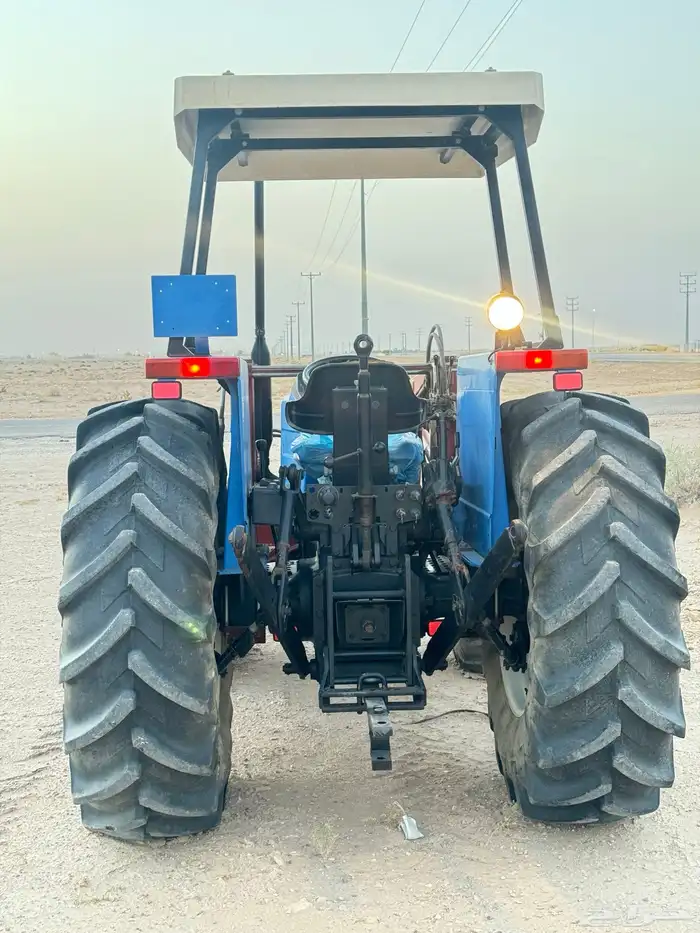 حراثه فيات 70 66 مع ملحقاتها 1