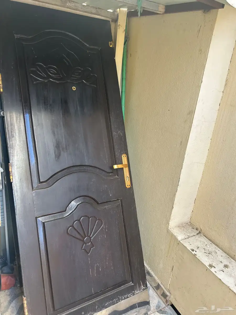 باب خشب للبيع 0