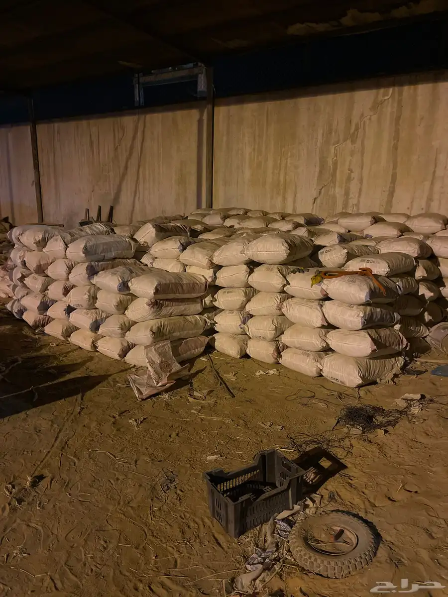 خبز يابس نظيف و رخيص كميات كبيرة 0