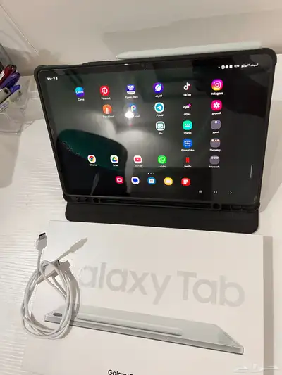 اللون اخضر لايت 900ريال GALAXY TAP S9 FE WIFI 128gb 1