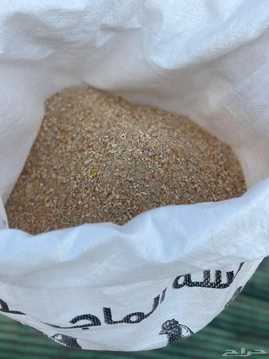 علف بياض لجميع الطيور بروتين 17 2