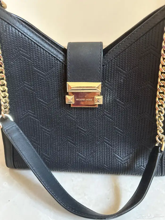 شنطه أصليه من أمريكا ماركة مايكل كورس MICHAEL KORS 1