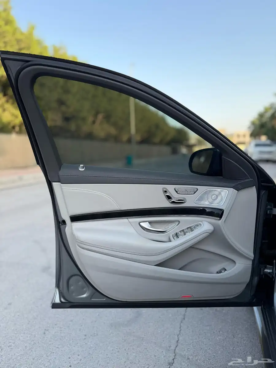 مرسيدس S500 مراتب طيارة كت AMG لون مميز 23