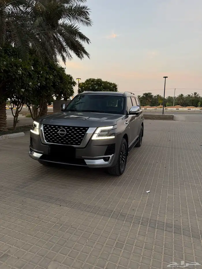 نيسان - باترول 8 سلندر 400 حصان - رمادي - 2023 41