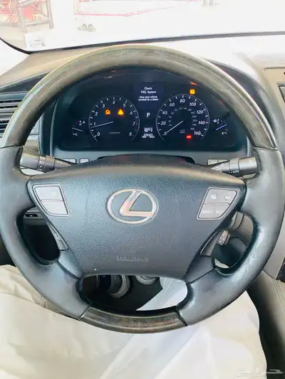 لكزيس LS460 2008 16