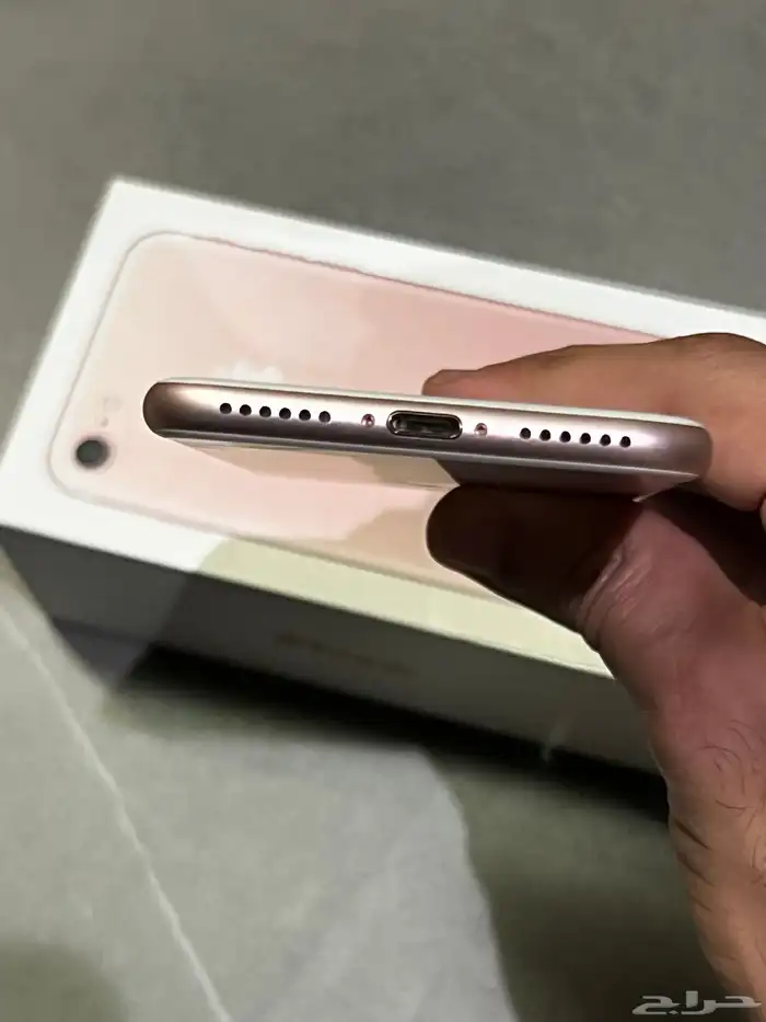 ايفون 7 العادي 32 GB 7