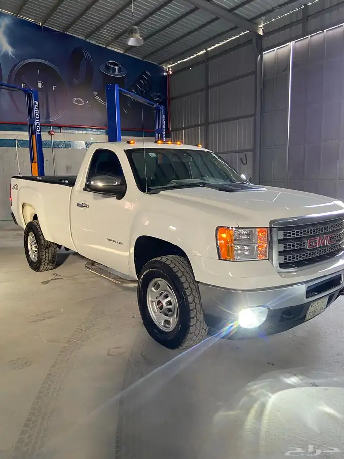 للبيع جي ام سي 2013 0